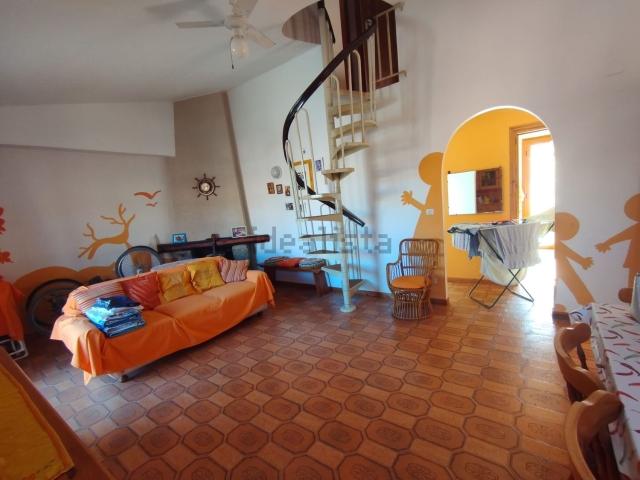 Appartamento in vendita di 84 m² in Corso del Tirreno, 437