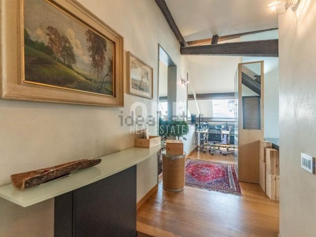 Appartamento in vendita di 84 m² in Corso Sempione, 3