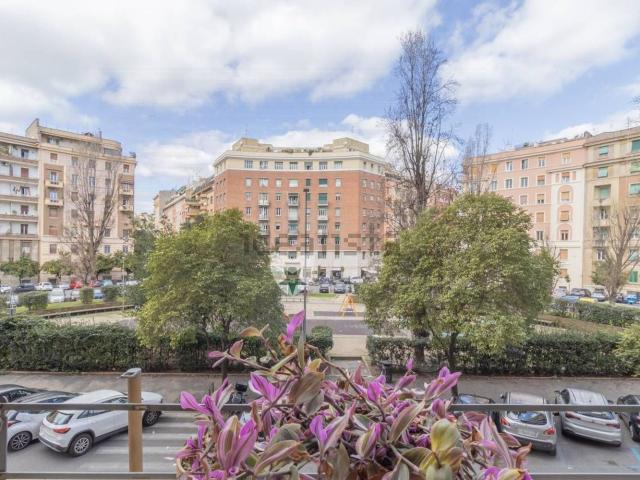Appartamento in vendita di 84 m² in Piazza dei Prati degli Strozzi