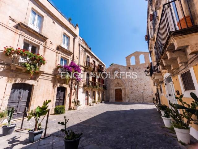 Appartamento in vendita di 84 m² in Piazza del Precursore, 51