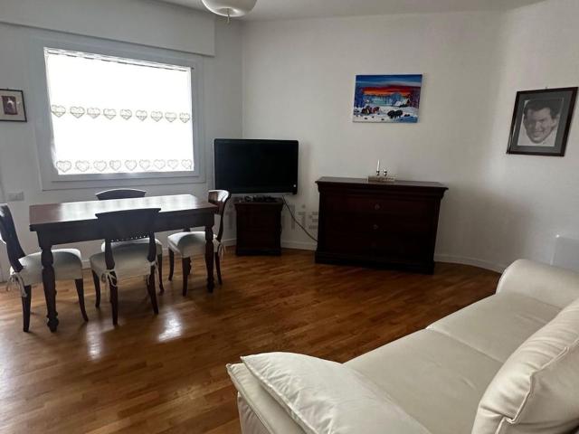 Appartamento in vendita di 84 m² in Piazzale Funivia, 38