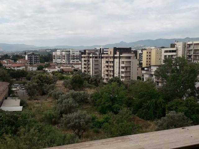 Appartamento in vendita di 84 m² in Via Todaro