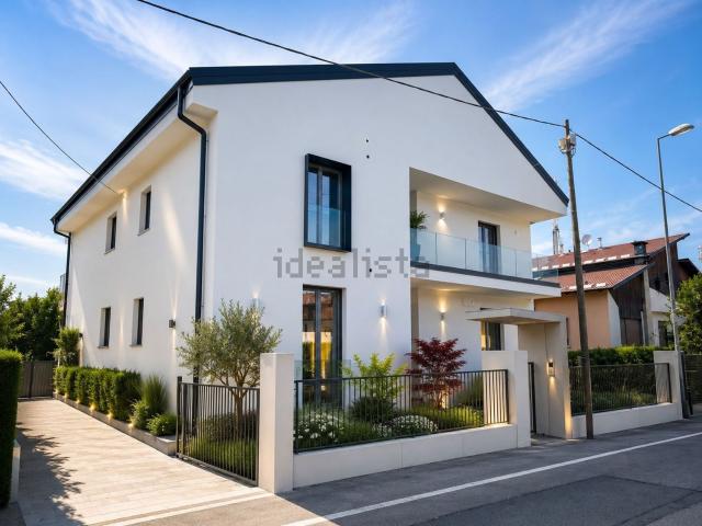 Appartamento in vendita di 84 m² in Via Visconti Venosta, 77