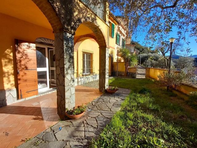Appartamento in vendita di 84 m² in Via Arbora