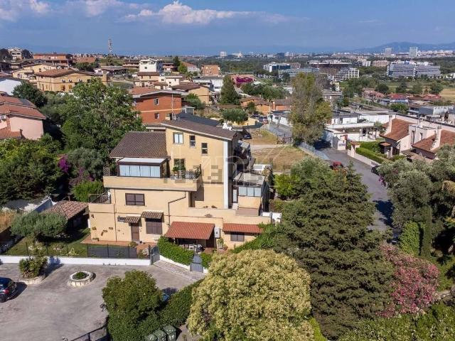 Appartamento in vendita di 84 m² in Via Aristide Faccioli