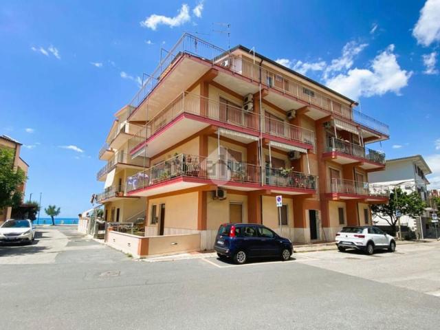 Appartamento in vendita di 84 m² in Via C. Colombo