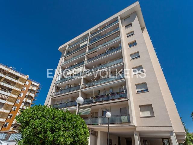 Appartamento in vendita di 84 m² in Via Canton