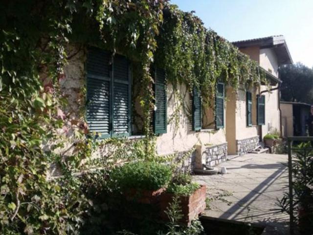 Appartamento in vendita di 84 m² in Via Case Sparse, 6