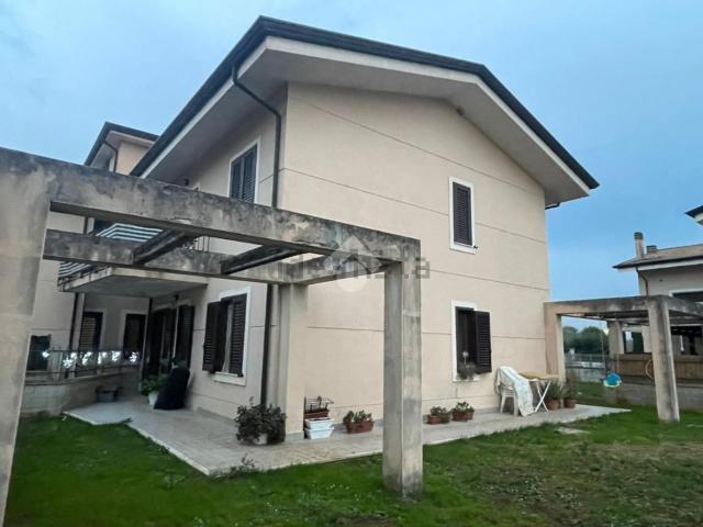 Appartamento in vendita di 84 m² in Via Casilina Sud, 66