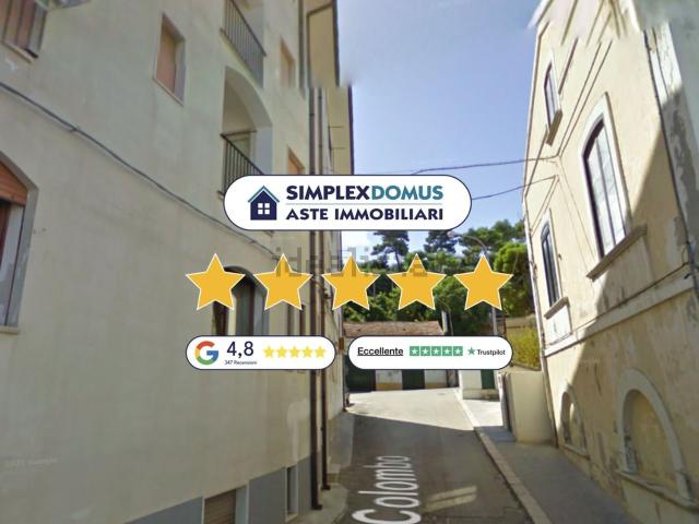 Appartamento in vendita di 84 m² in Via Colombo
