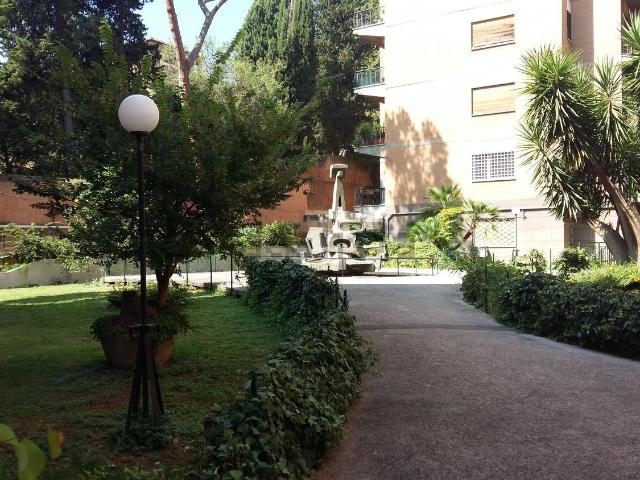 Appartamento in vendita di 84 m² in Via Costantino Maes