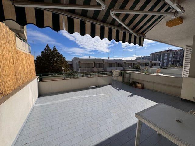 Appartamento in vendita di 84 m² in Via del Porto
