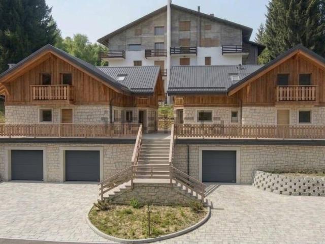 Appartamento in vendita di 84 m² in Via della Ferrovia