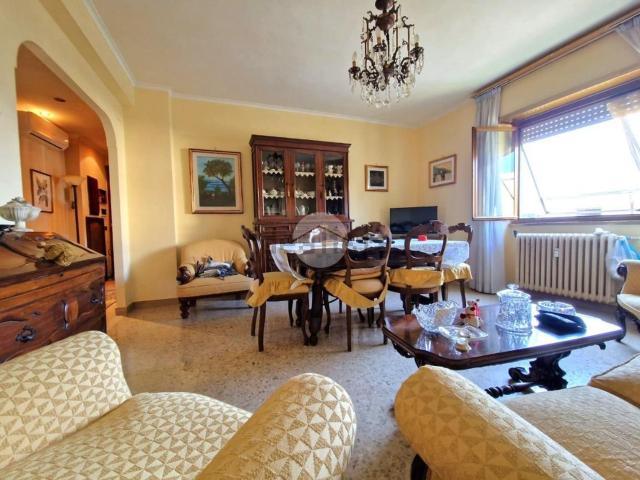 Appartamento in vendita di 84 m² in Via di Valle Melaina, 149