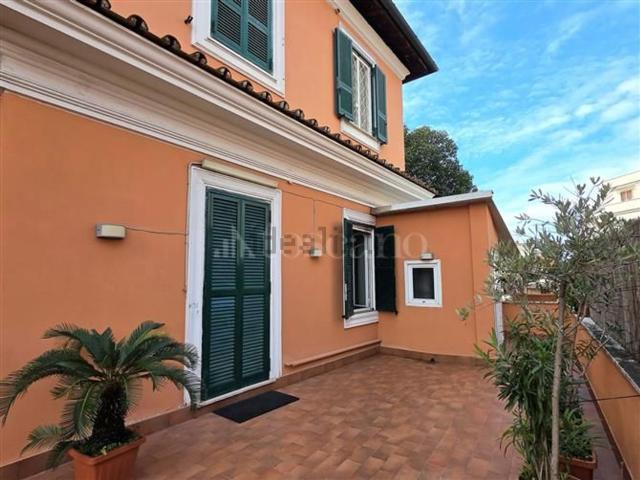 Appartamento in vendita di 84 m² in Via di Bravetta