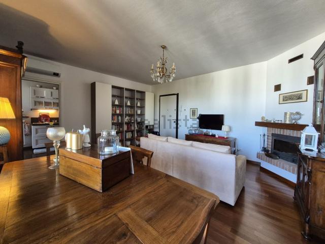 Appartamento in vendita di 84 m² in Via Enrico Ferri