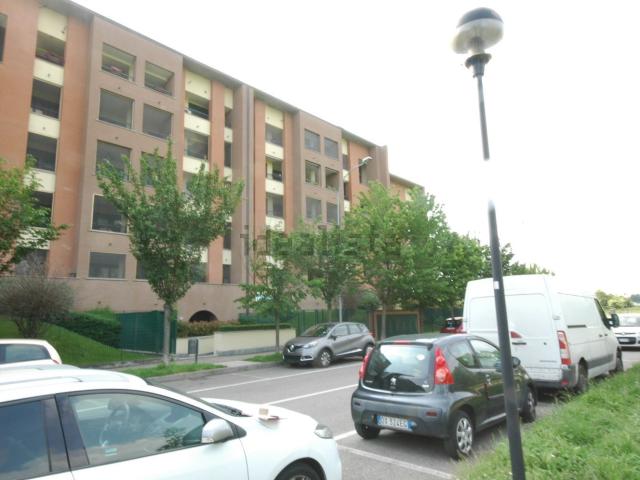 Appartamento in vendita di 84 m² in Via Ernesto Teodoro Moneta, 18