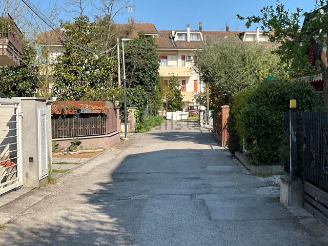 Appartamento in vendita di 84 m² in Via F.lli Cairoli, 19