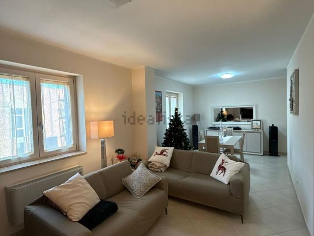 Appartamento in vendita di 84 m² in Via Ferriera