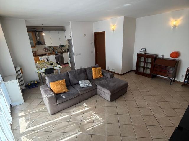 Appartamento in vendita di 84 m² in Via Manduria, 108