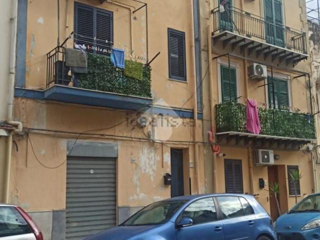 Appartamento in vendita di 84 m² in Via Montalbo, 191