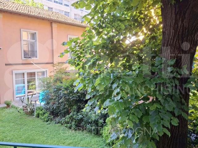 Appartamento in vendita di 84 m² in Via Pelagio Palagi