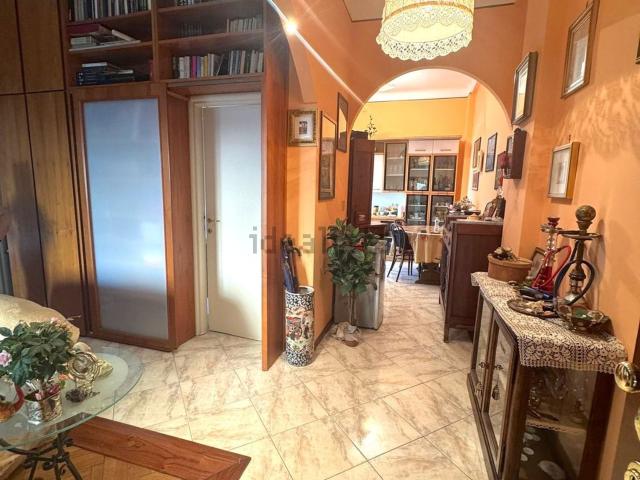Appartamento in vendita di 84 m² in Via Sant&apos Alessandro Sauli, 18