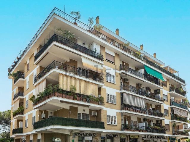Appartamento in vendita di 84 m² in Via Silvestri