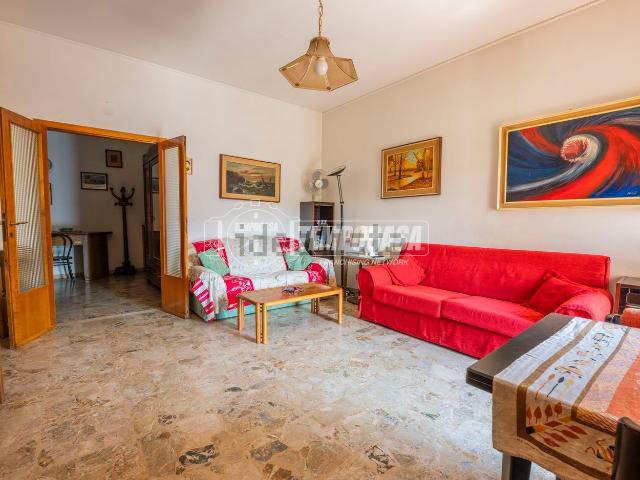 Appartamento in vendita di 89 m² in Viale Alcide De Gasperi, 56