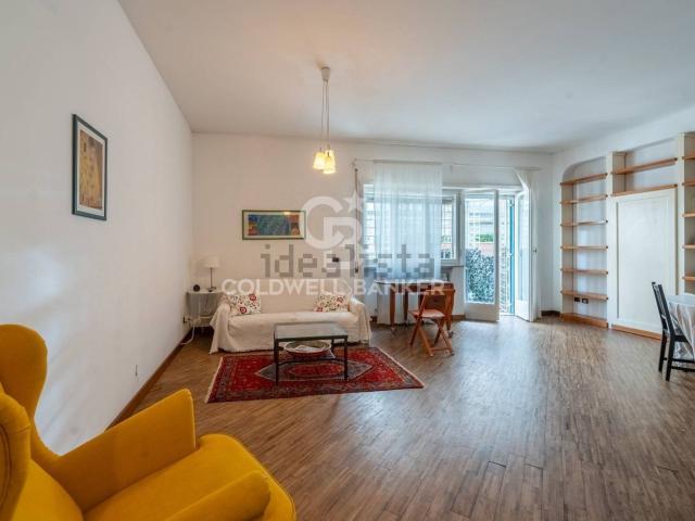 Appartamento in vendita di 84 m² in Viale Ruggero Bacone