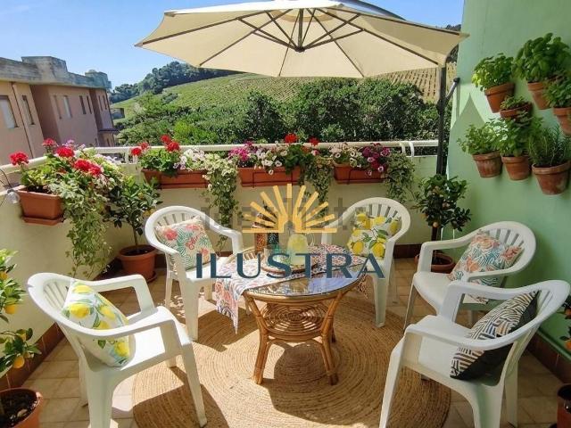 Appartamento in vendita di 85 m² in Contrada Montecatino, 90