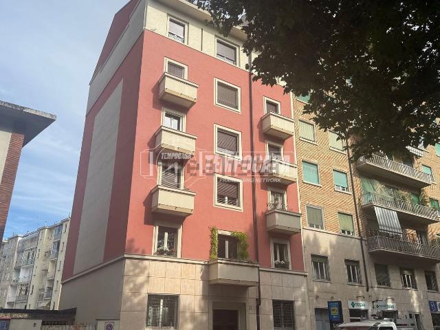 Appartamento in vendita di 85 m² in Corso Monte Grappa
