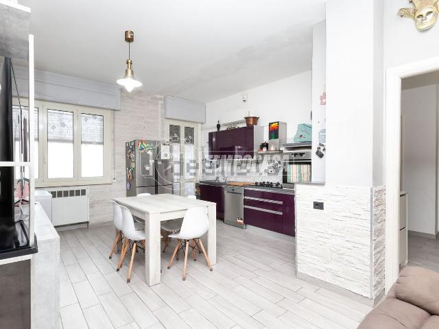 Appartamento in vendita di 85 m² in Corso A. Pietrobuoni, 1