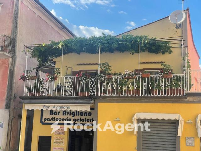Appartamento in vendita di 85 m² in Corso Giuseppe Garibaldi, 22
