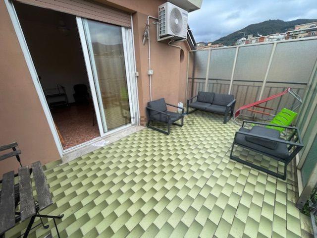 Appartamento in vendita di 85 m² in Corso Goffredo Mameli, 235
