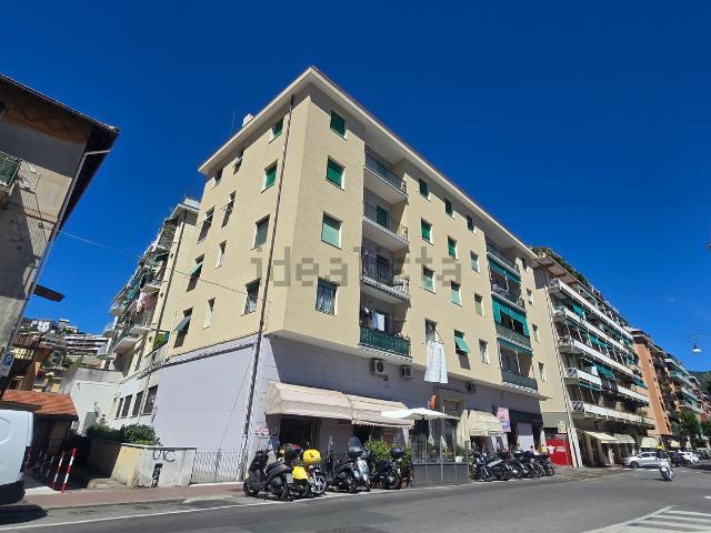 Appartamento in vendita di 85 m² in Corso Goffredo Mameli, 240