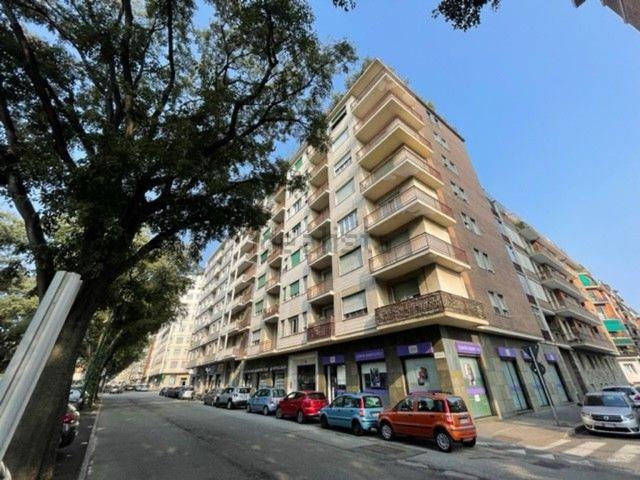 Appartamento in vendita di 85 m² in Corso Sebastopoli, 194