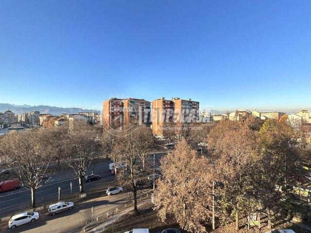 Appartamento in vendita di 85 m² in Corso Toscana, 27