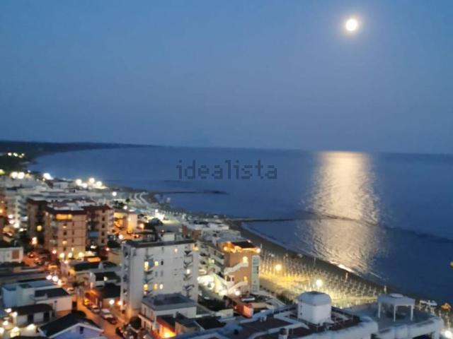 Appartamento in vendita di 85 m² in Largo Giovanni XXIII, 10