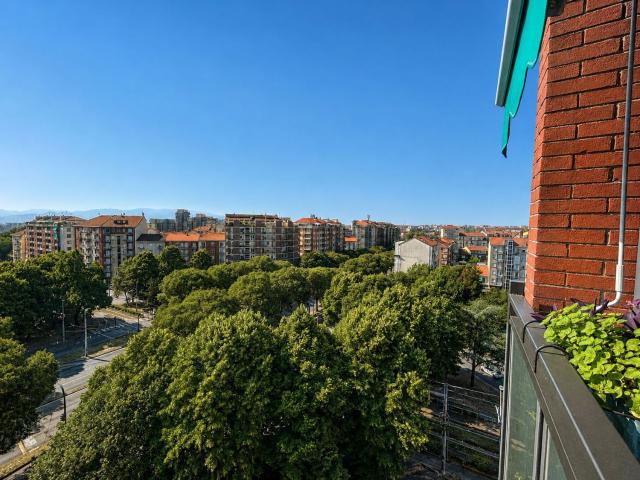 Appartamento in vendita di 85 m² in Largo Toscana, 52