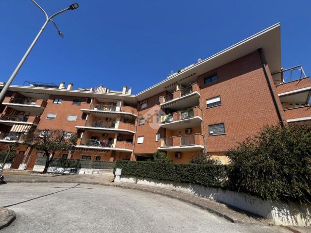 Appartamento in vendita di 85 m² in Piazza Tonino Marcucci, 5