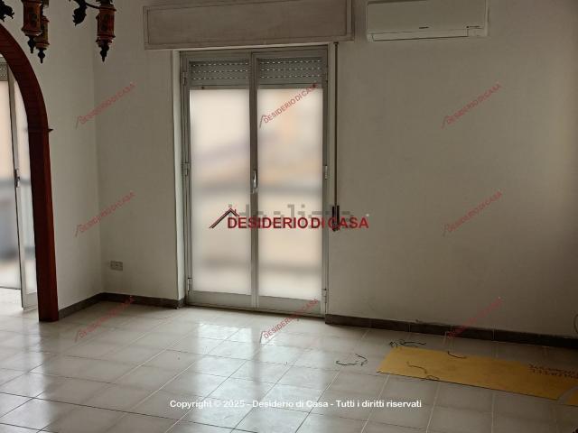 Appartamento in vendita di 85 m² in Piazza Della Repubblica, 115