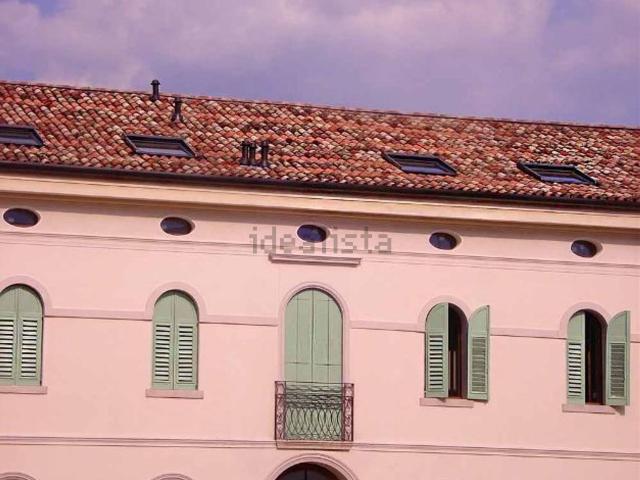 Appartamento in vendita di 85 m² in Piazza Meschio, 1