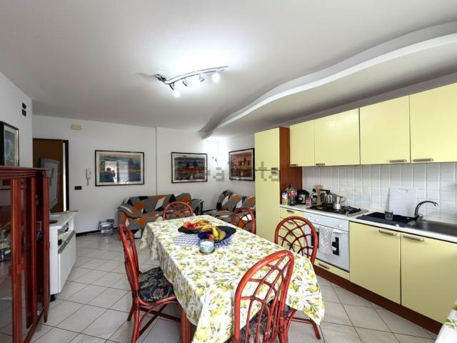 Appartamento in vendita di 85 m² in Piazza Nember