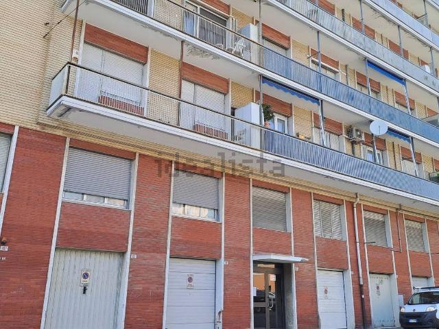 Appartamento in vendita di 85 m² in Piazza Silvio Arrivabene