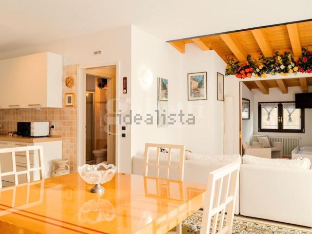 Appartamento in vendita di 85 m² in Piazzale Nevegàl, 89
