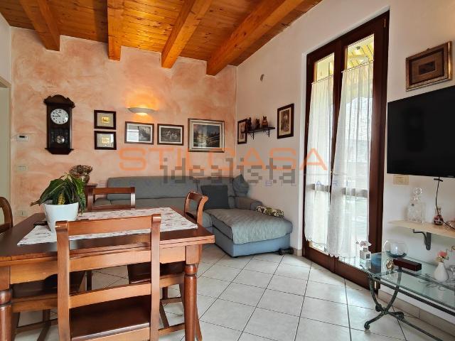 Appartamento in vendita di 85 m² in Strada Adriatica, 71