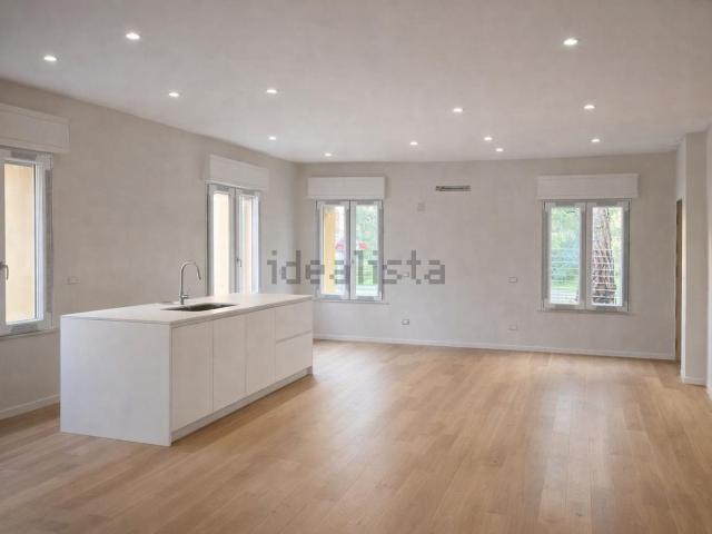 Appartamento in vendita di 85 m² in Strada dei Tufi, 1
