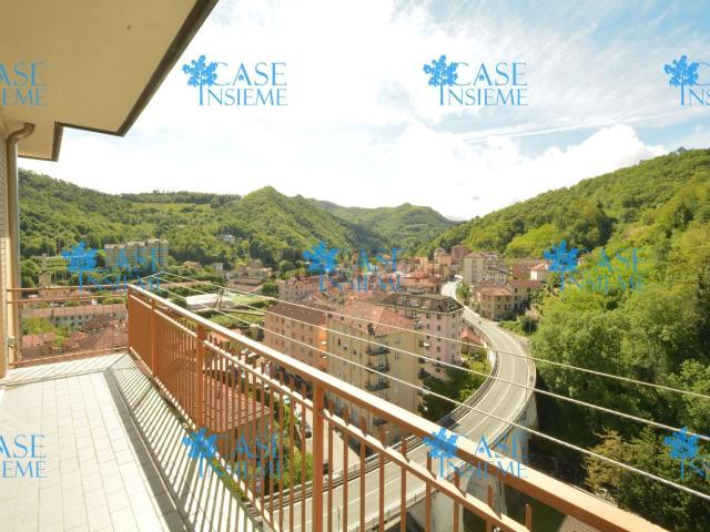 Appartamento in vendita di 85 m² in Strada Panoramica Ciazze, 4