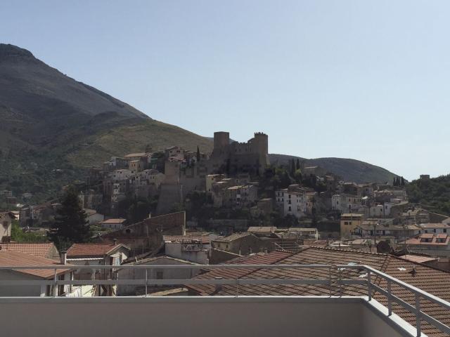 Appartamento in vendita di 85 m² in Vico Cappuccini, 4